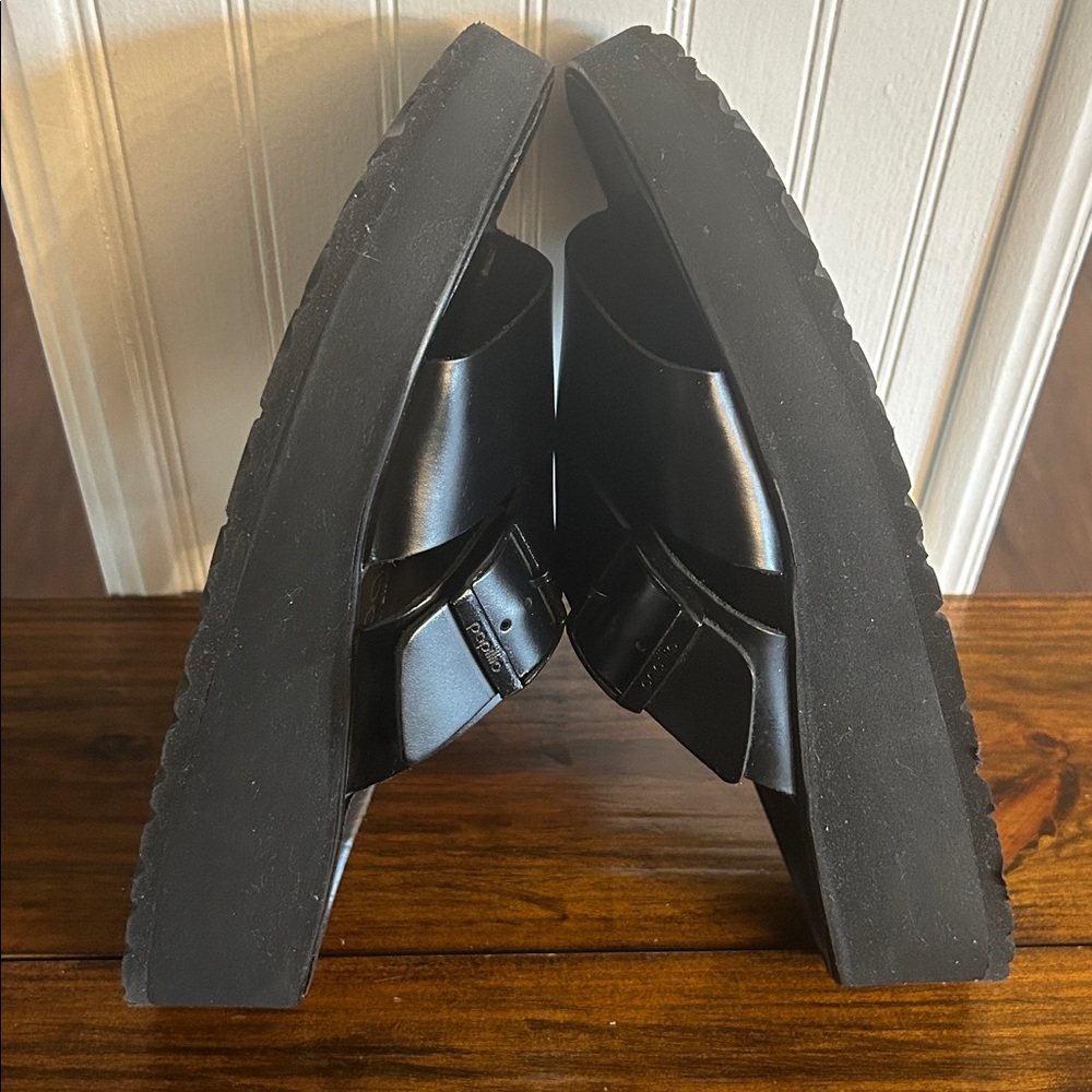 BIRKENSTOCK Alma Leather
Platform Sandals. - Picture 5 of 10